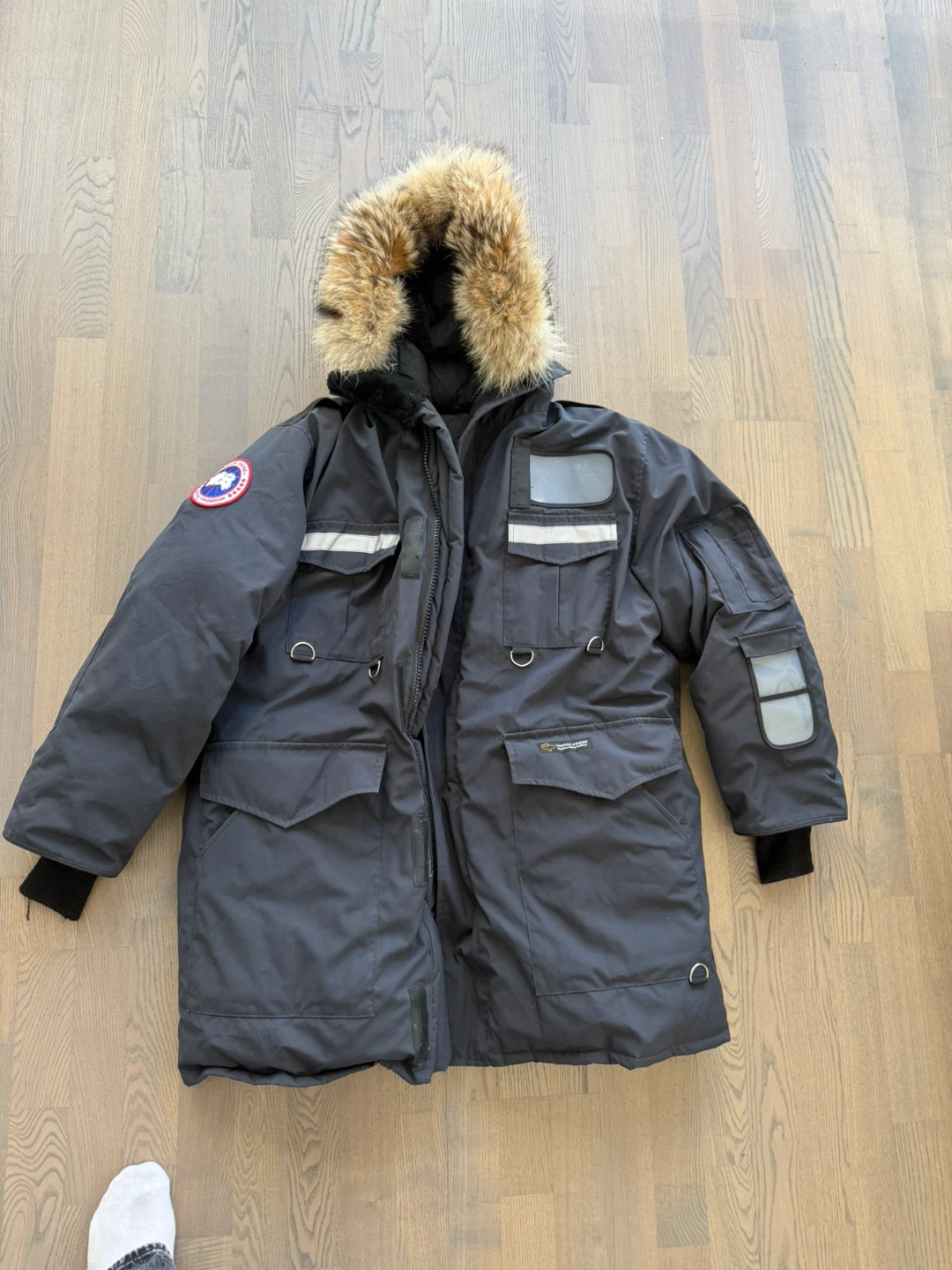 AUTHENTIC Canada Goose Expedition Parka - Black