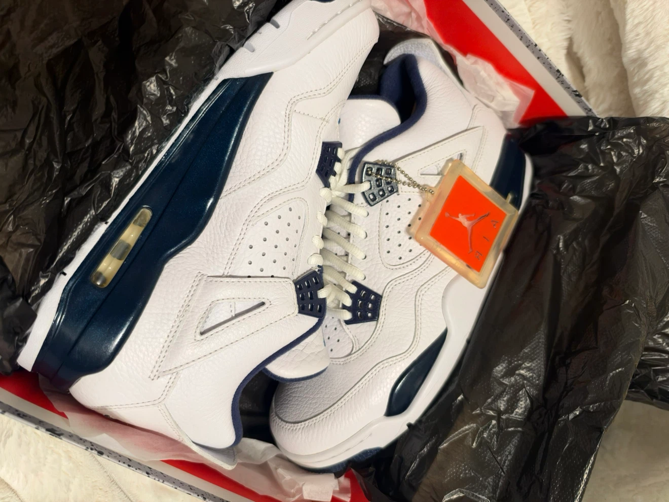 Nike Air Jordan 4 legend blue
