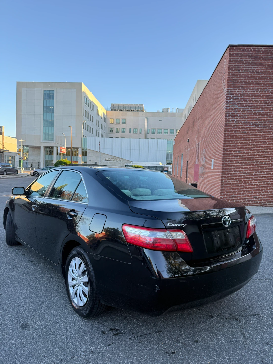 2009 Toyota Camry LE - photo 5