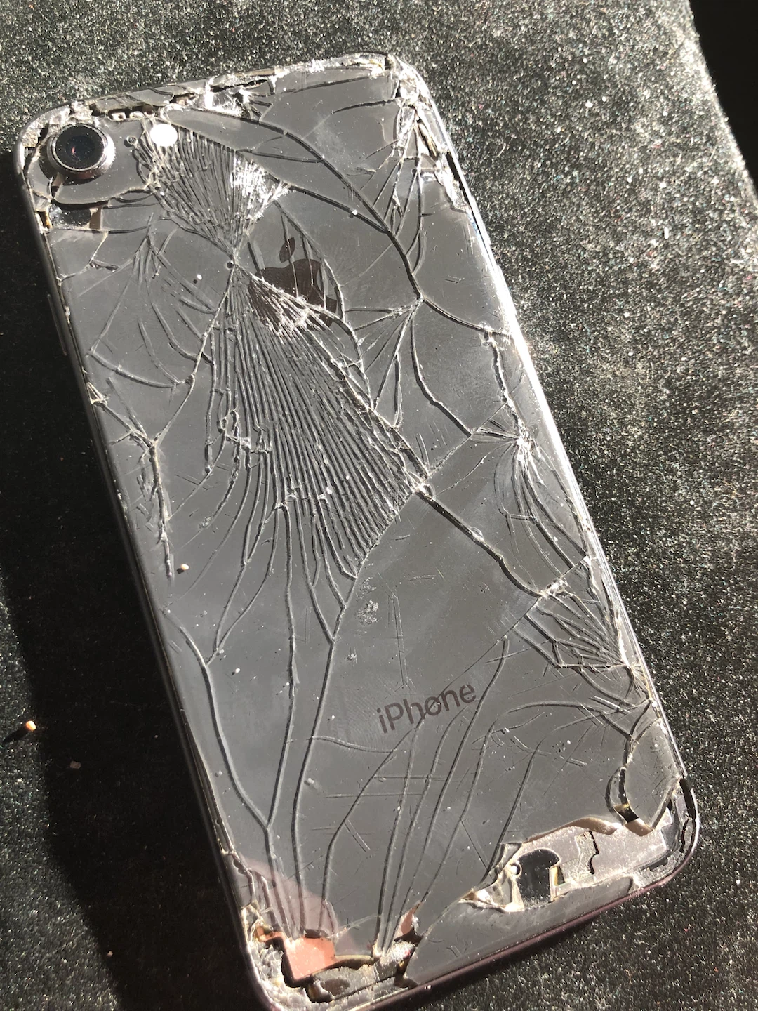 APPLE iPHONE 8 (Read Description) - photo 2