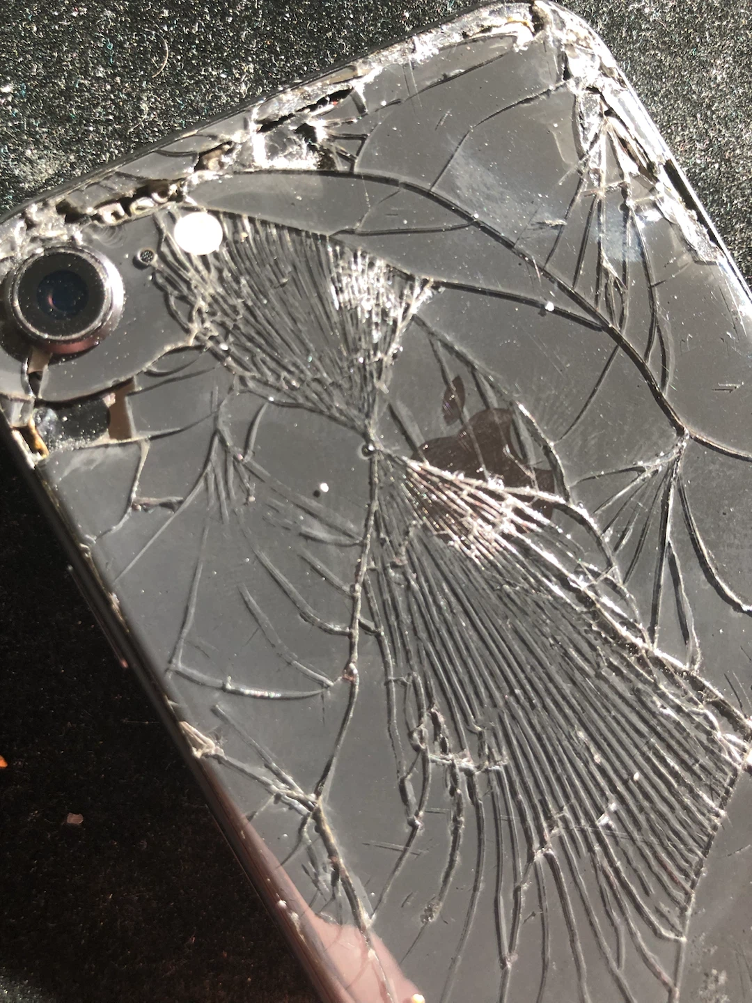 APPLE iPHONE 8 (Read Description) - photo 4