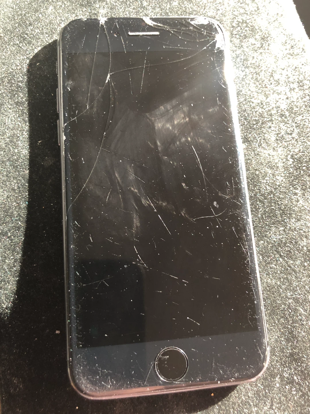 APPLE iPHONE 8 (Read Description) - photo 5