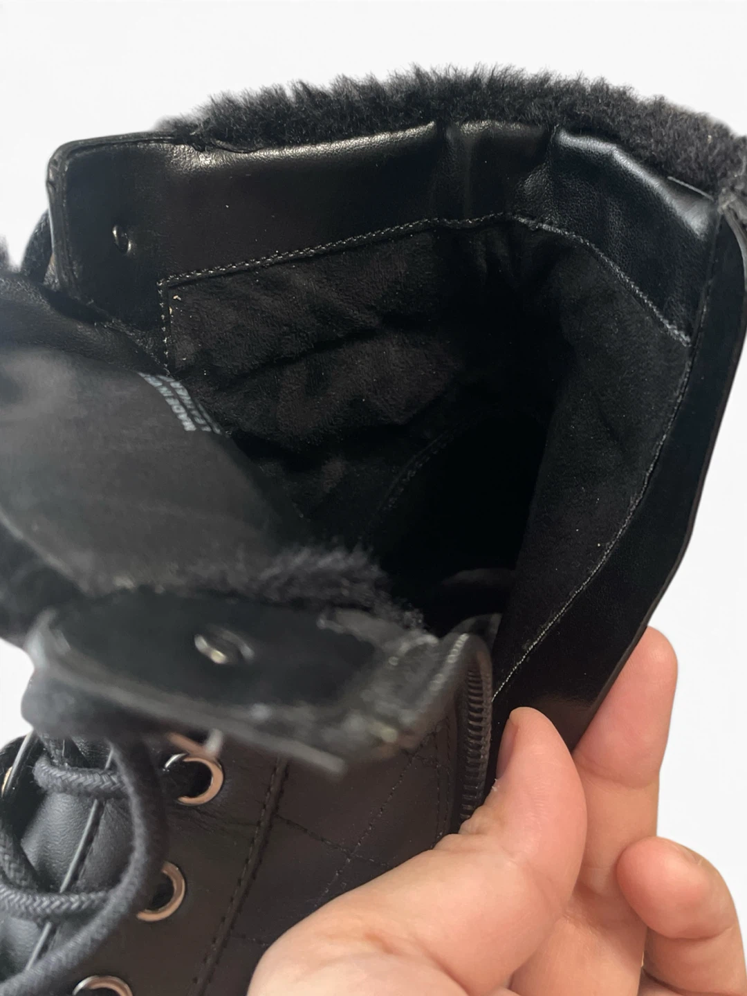 Michael Kors Black Quilted Faux Fur Boots size 7.5 - photo 5