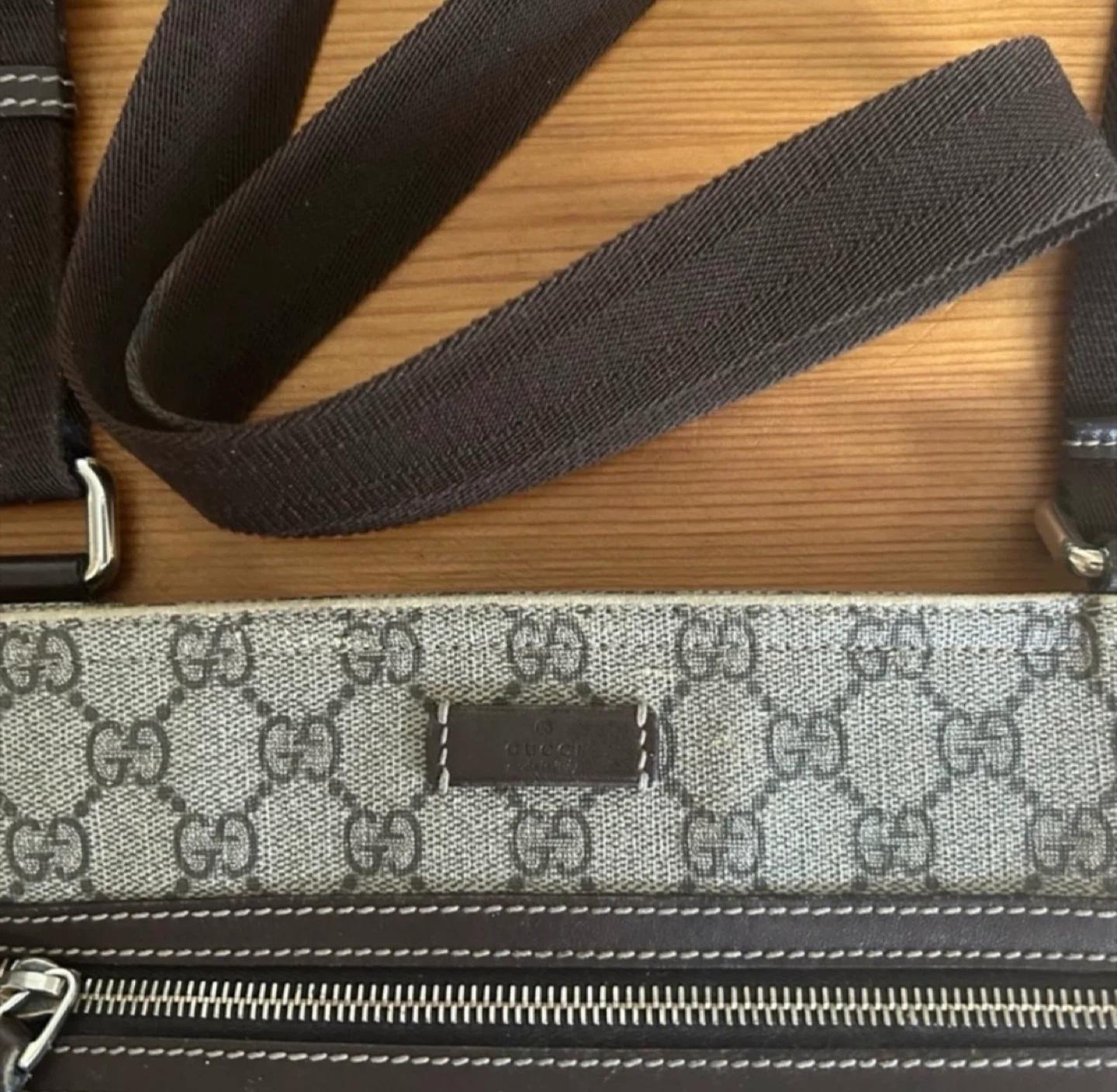 💯 Authentic Gucci Crossbody Bag - photo 3