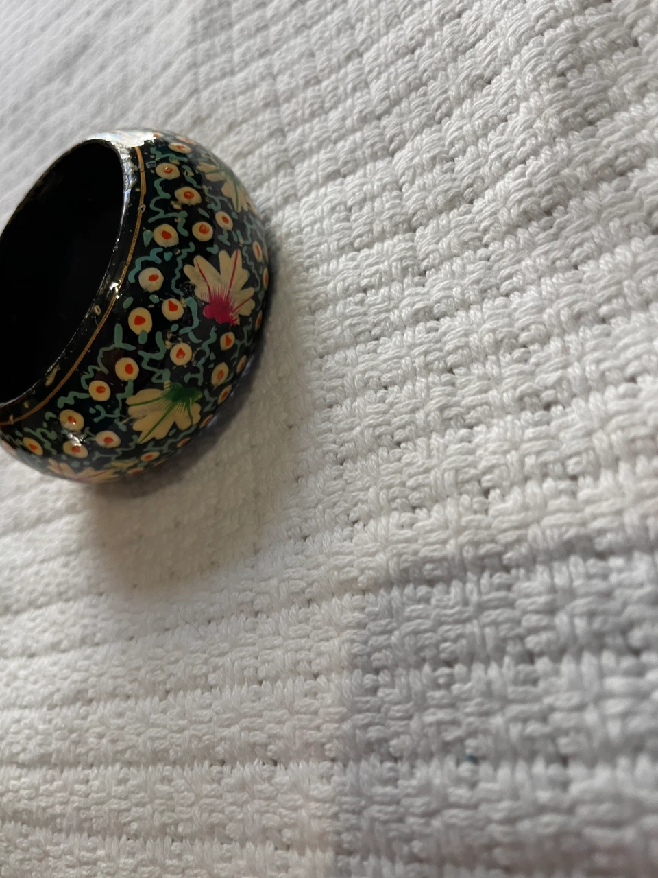 Floral Pattern Wood Bangle Bracelet - photo 2