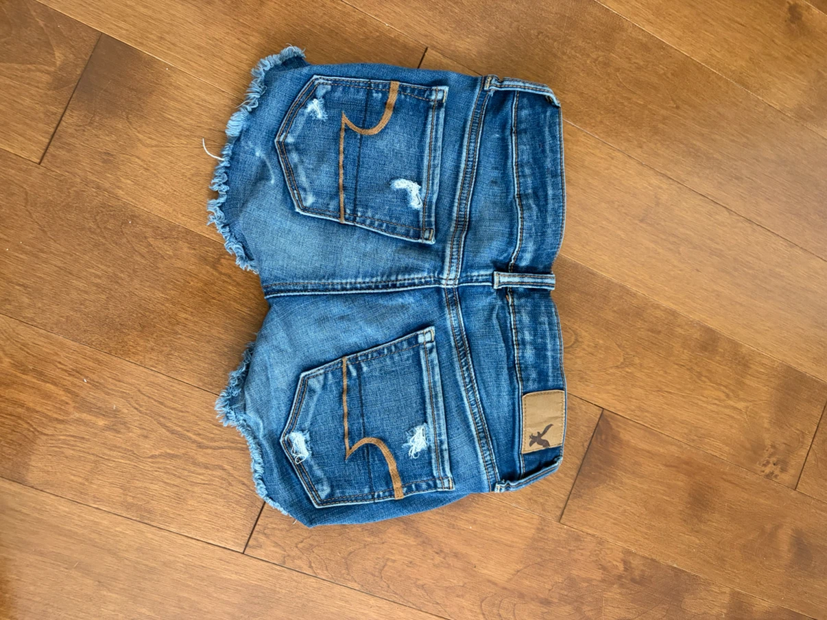 American Eagle Distressed Denim Shorts - photo 2