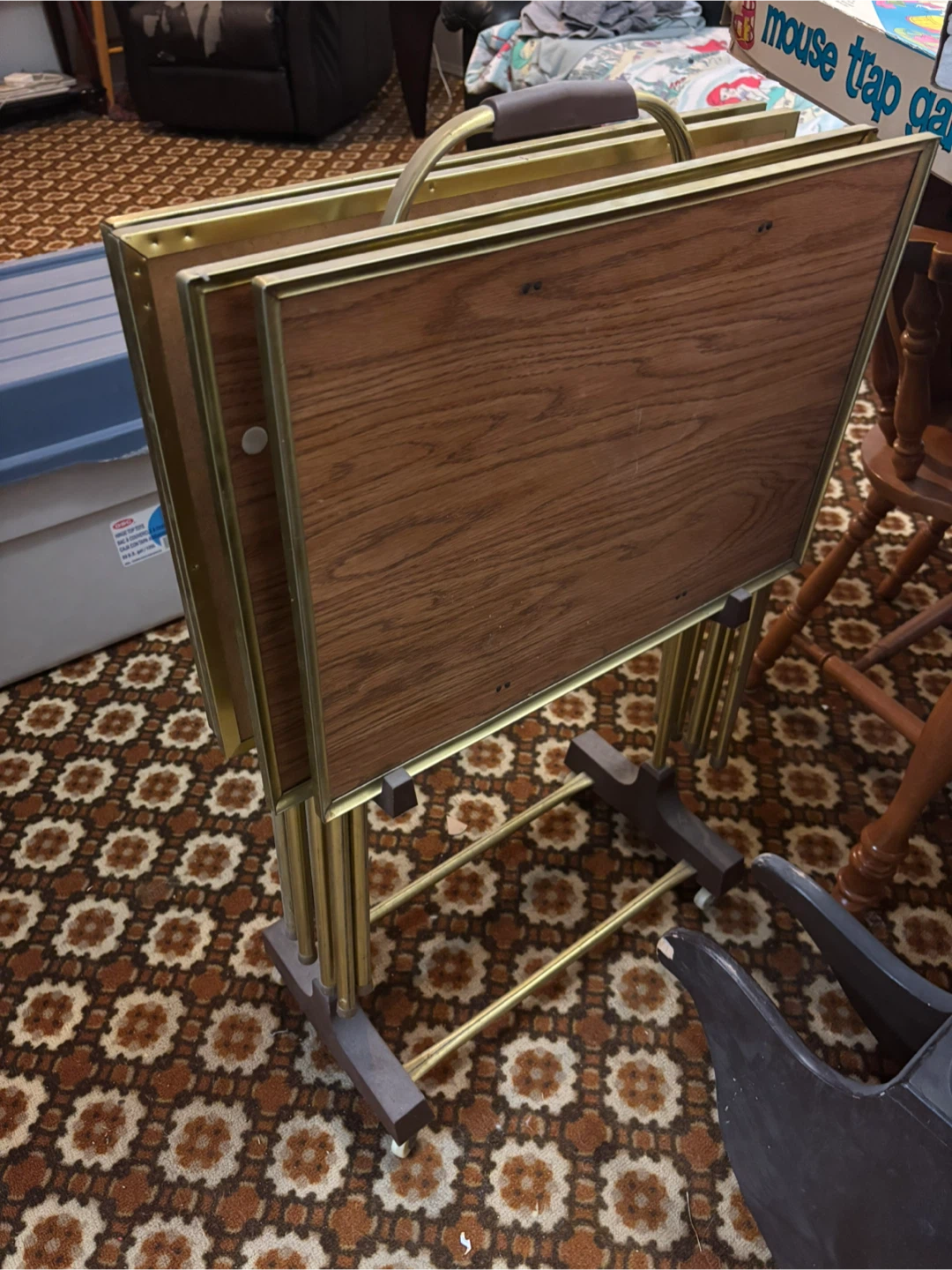 Set of 4 Woodgrain TV Tray Tables with Stand