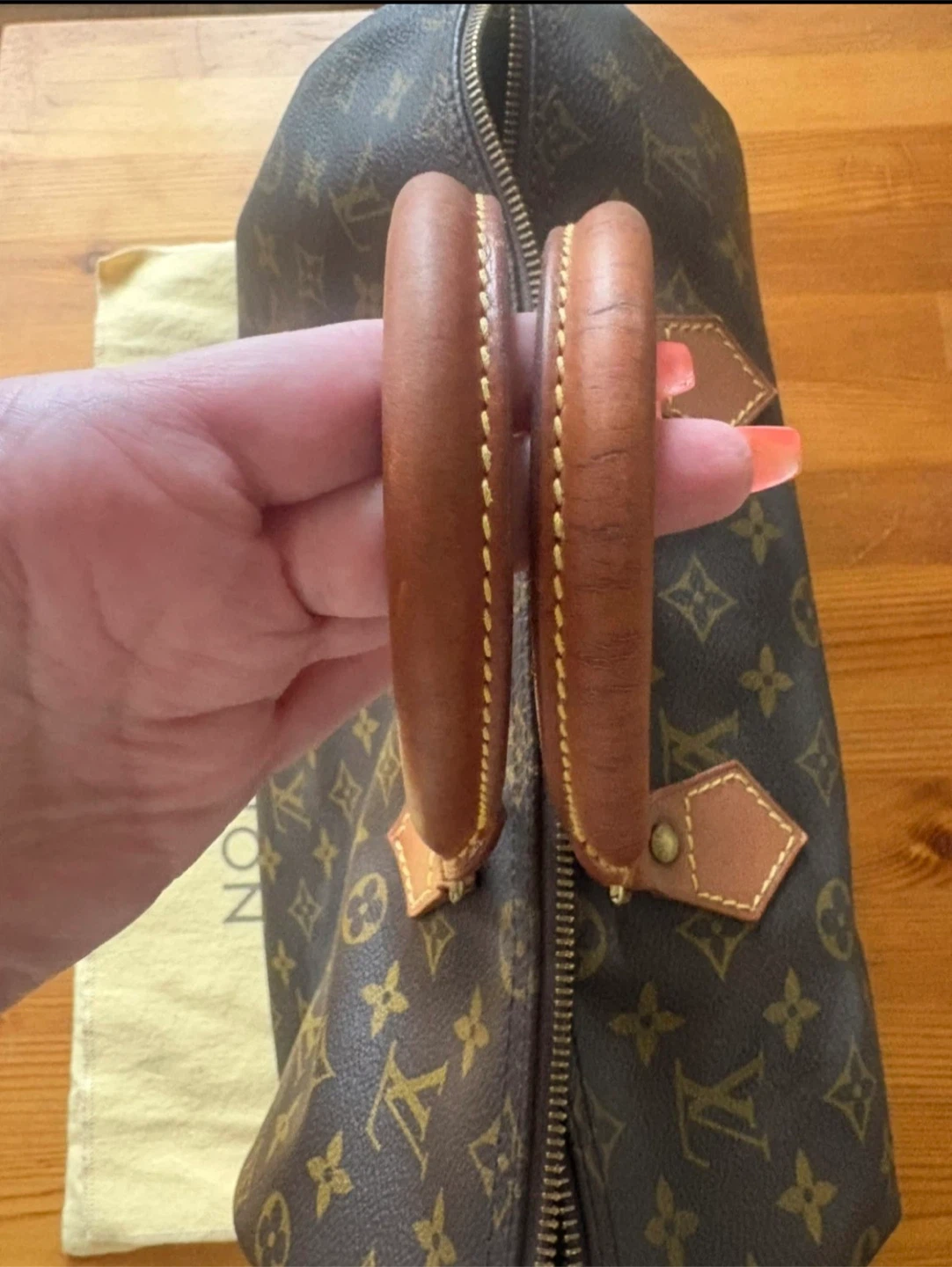 💯 Authentic Louis Vuitton Monogram Speedy 35 - photo 5