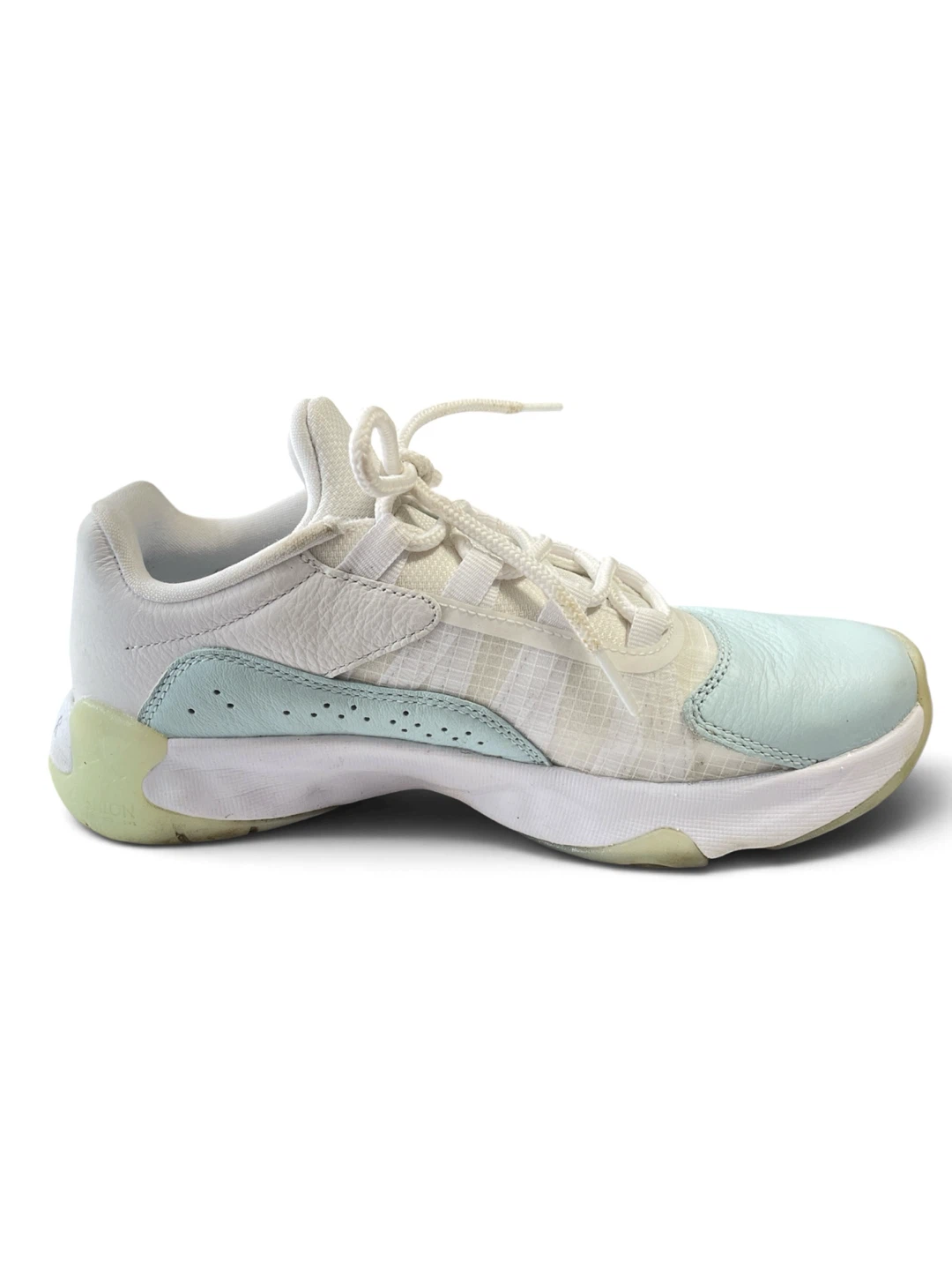 WMN Air Jordan 11 CMFR Low Igloo/ Glacier Blue White - photo 2