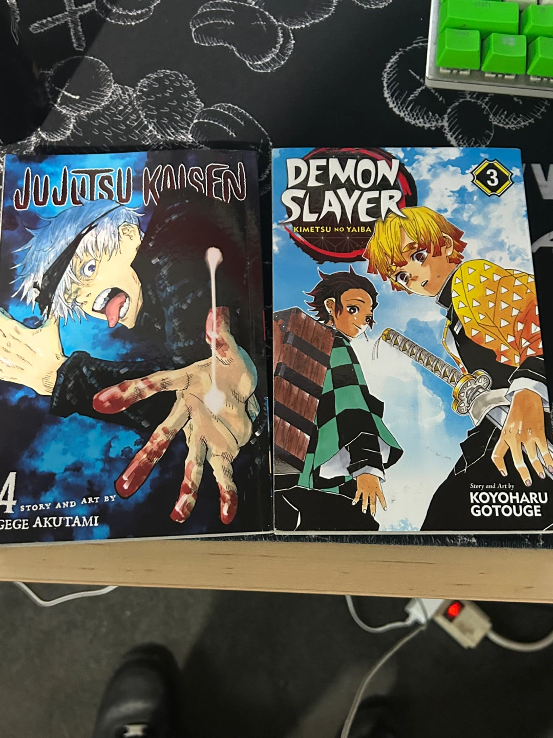 Jujutsu Kaisen Vol 4 and Demon Slayer Vol 3 Manga