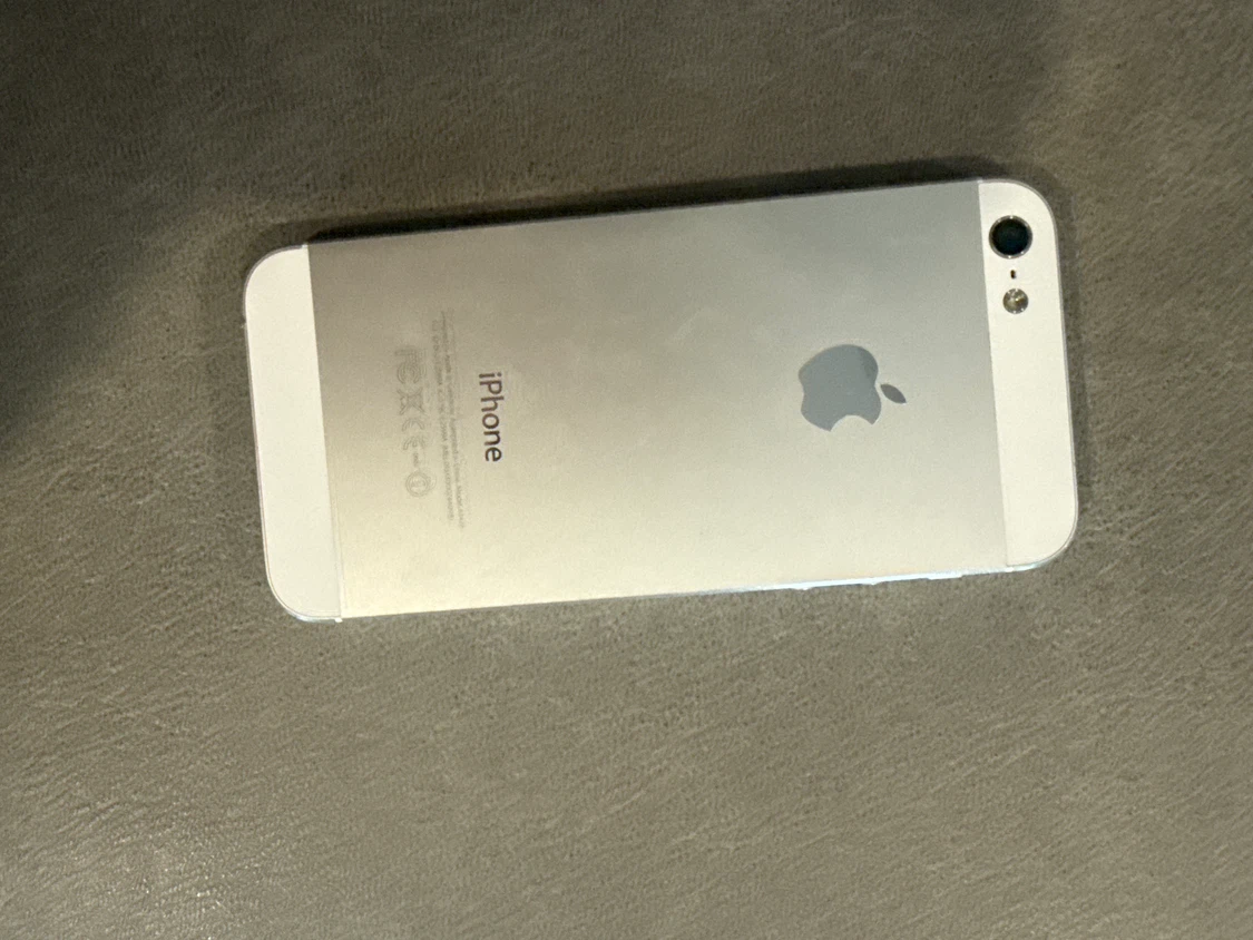 Apple iPhone 5 Silver - photo 2