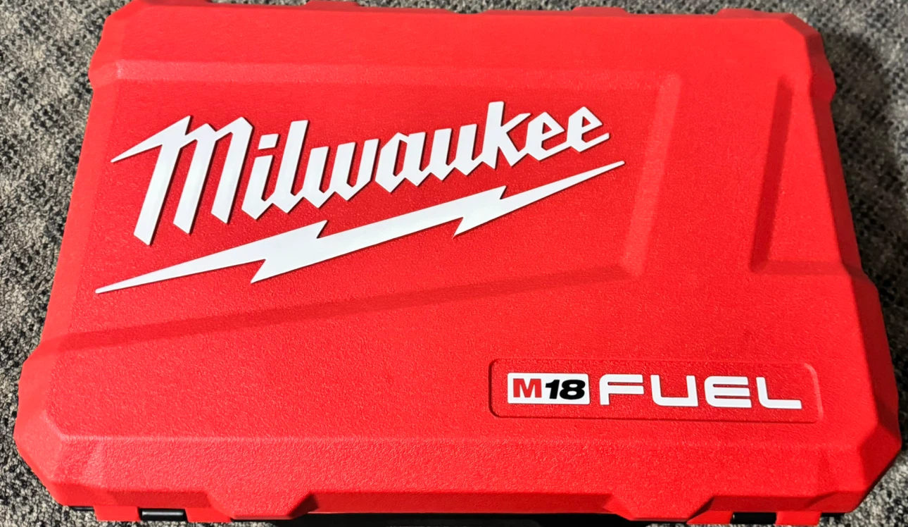 Milwaukee M18 FUEL Tool Case and Charger - photo 2