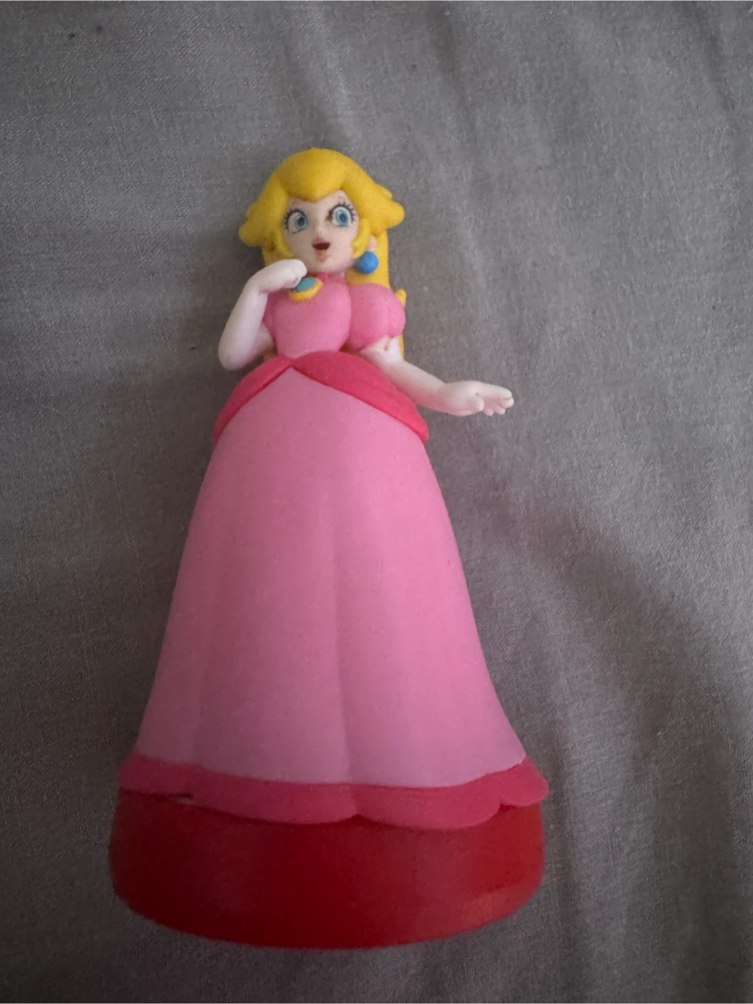 Princess Peach Amiibo – Super Mario Bros.