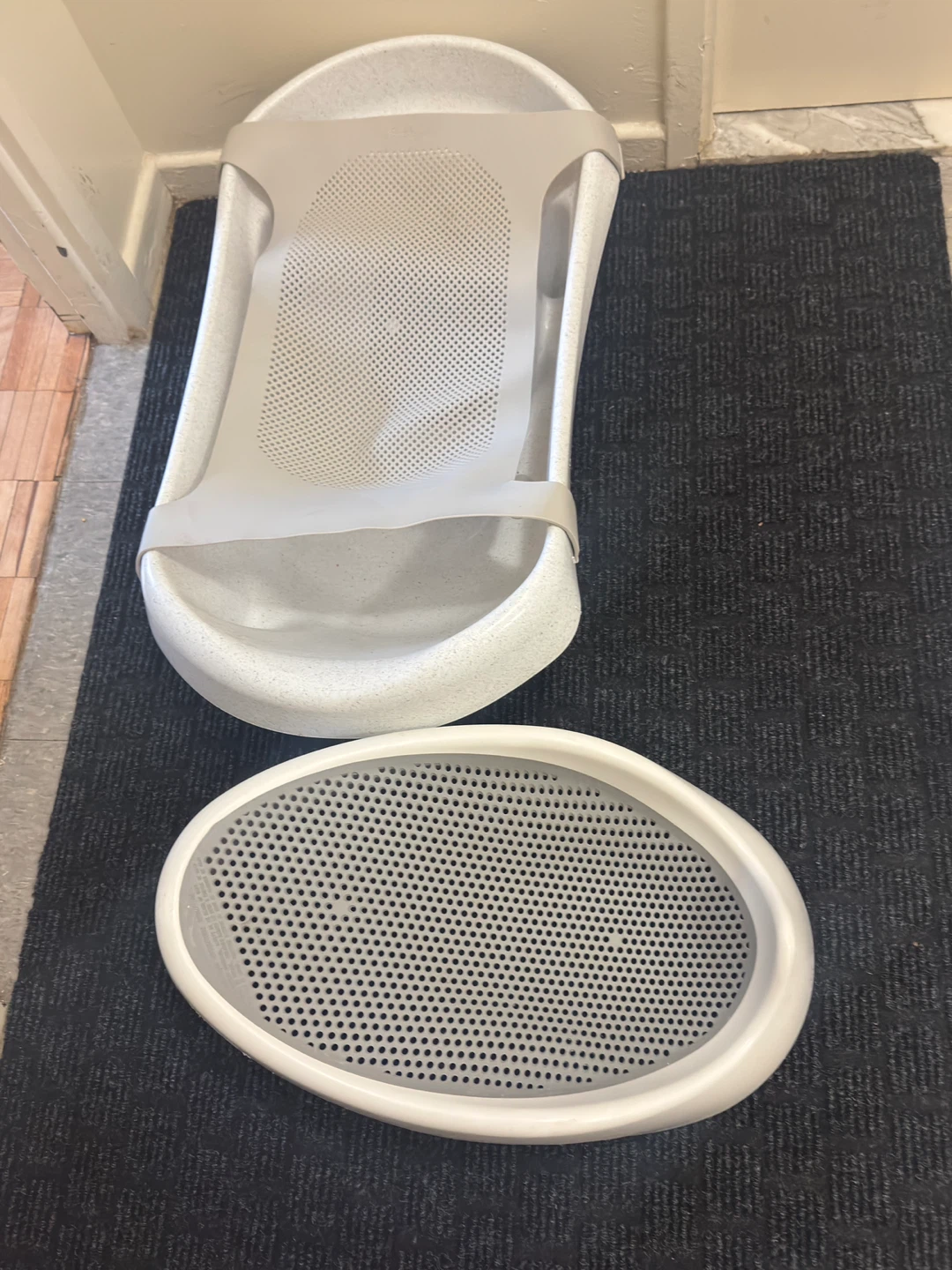 The First Years Baby Bath Tub and Support - photo 3