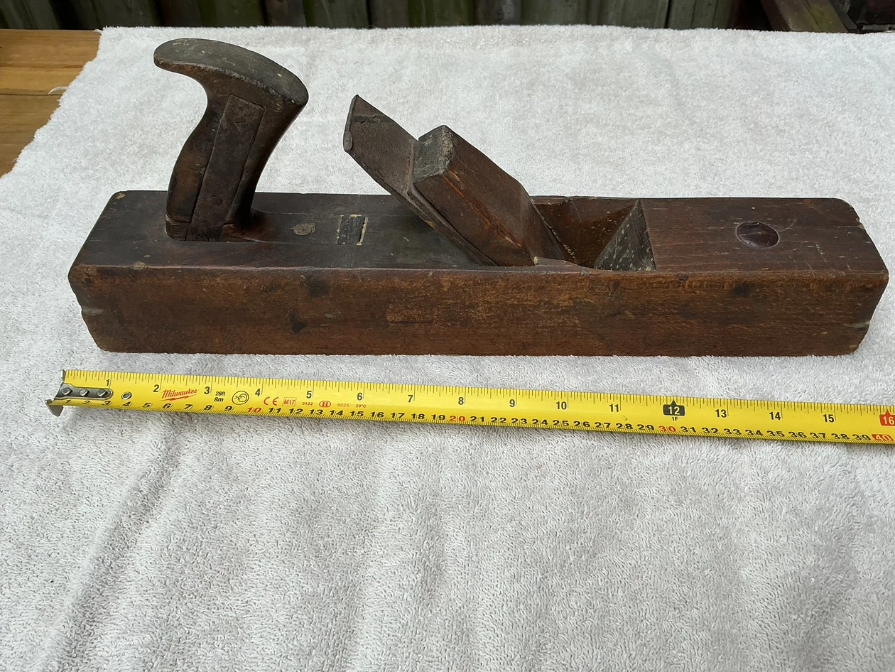 Antique Wooden Block Hand Plane !
