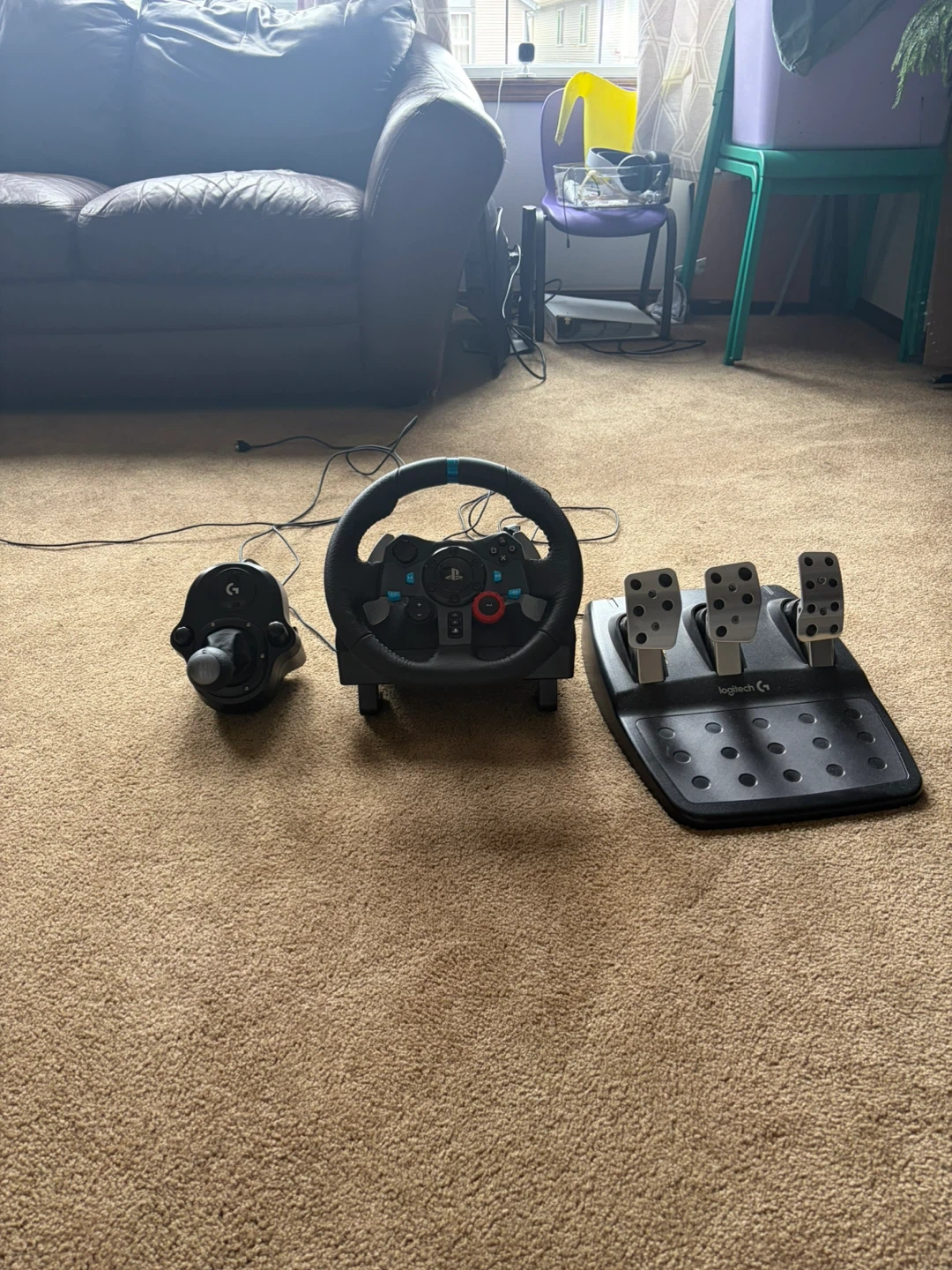 Logitech G29 Driving Force Racing Wheel and Pedals