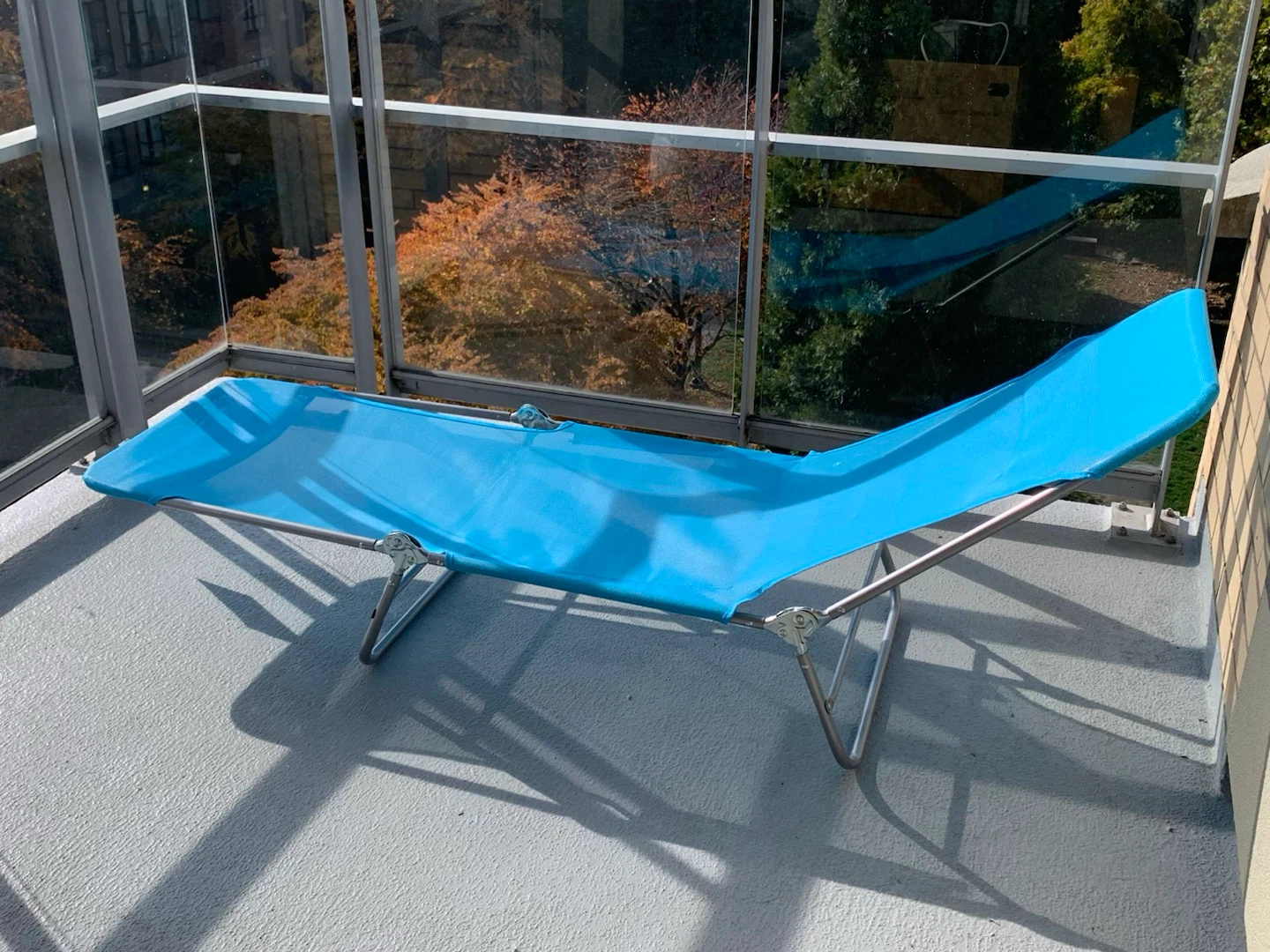 Outdoor portable adjustable Lounge