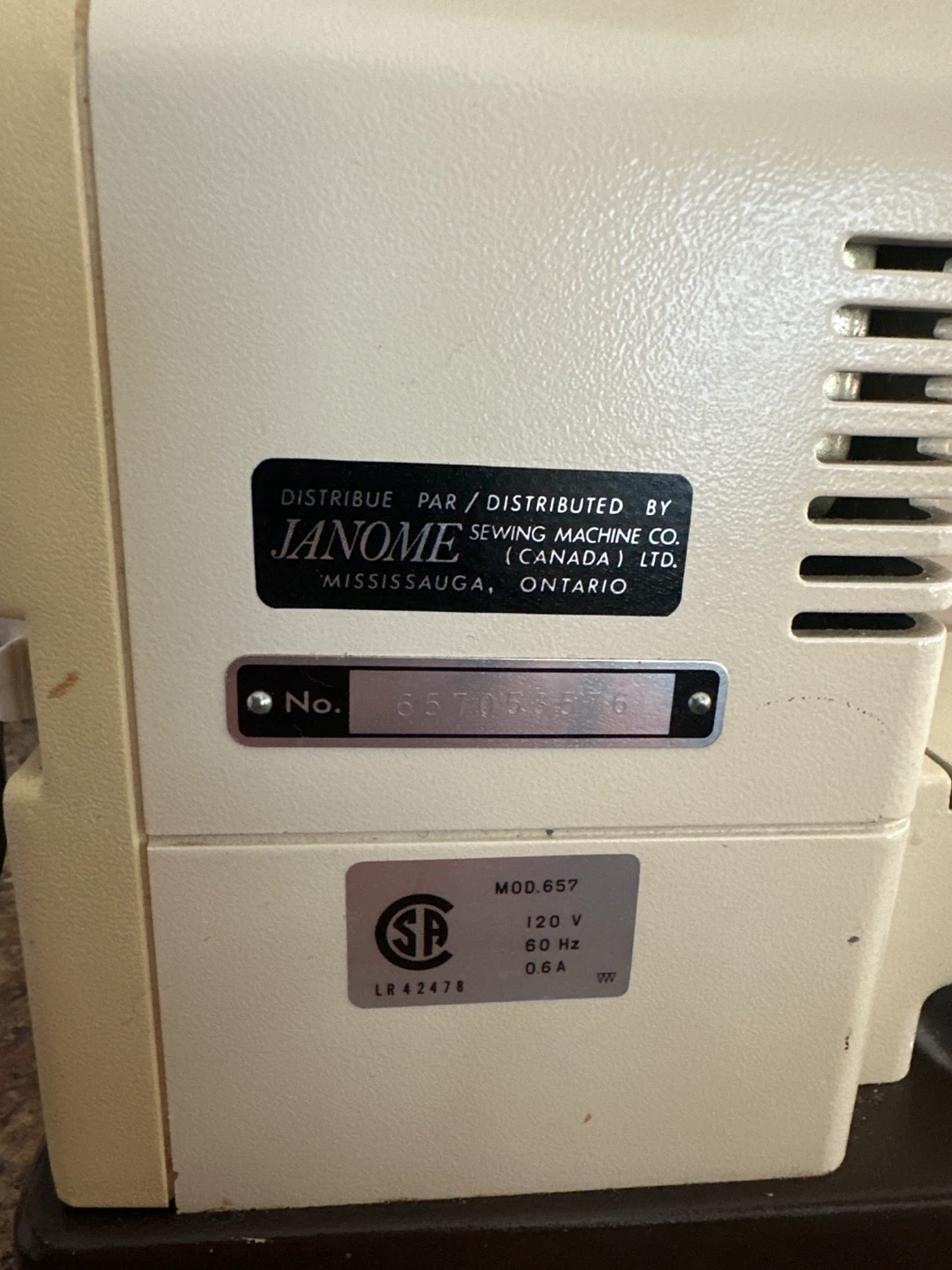 Janome Model 657 Sewing Machine - photo 4