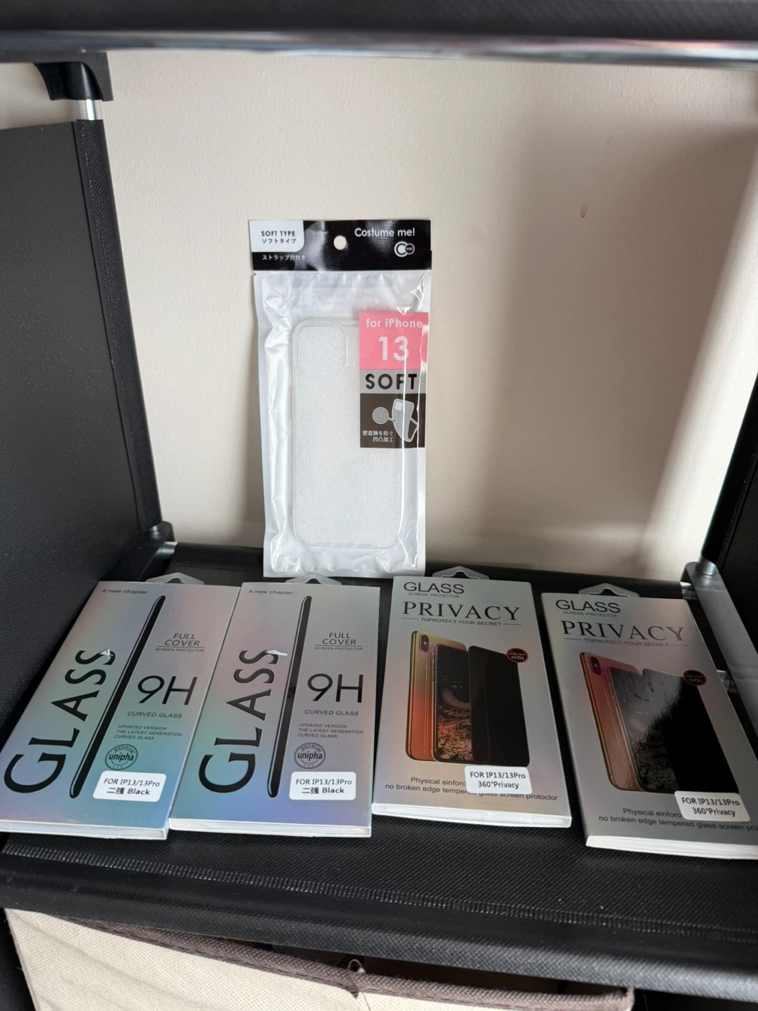 iPhone 13/13 Pro Screen Protectors and Case - photo 4