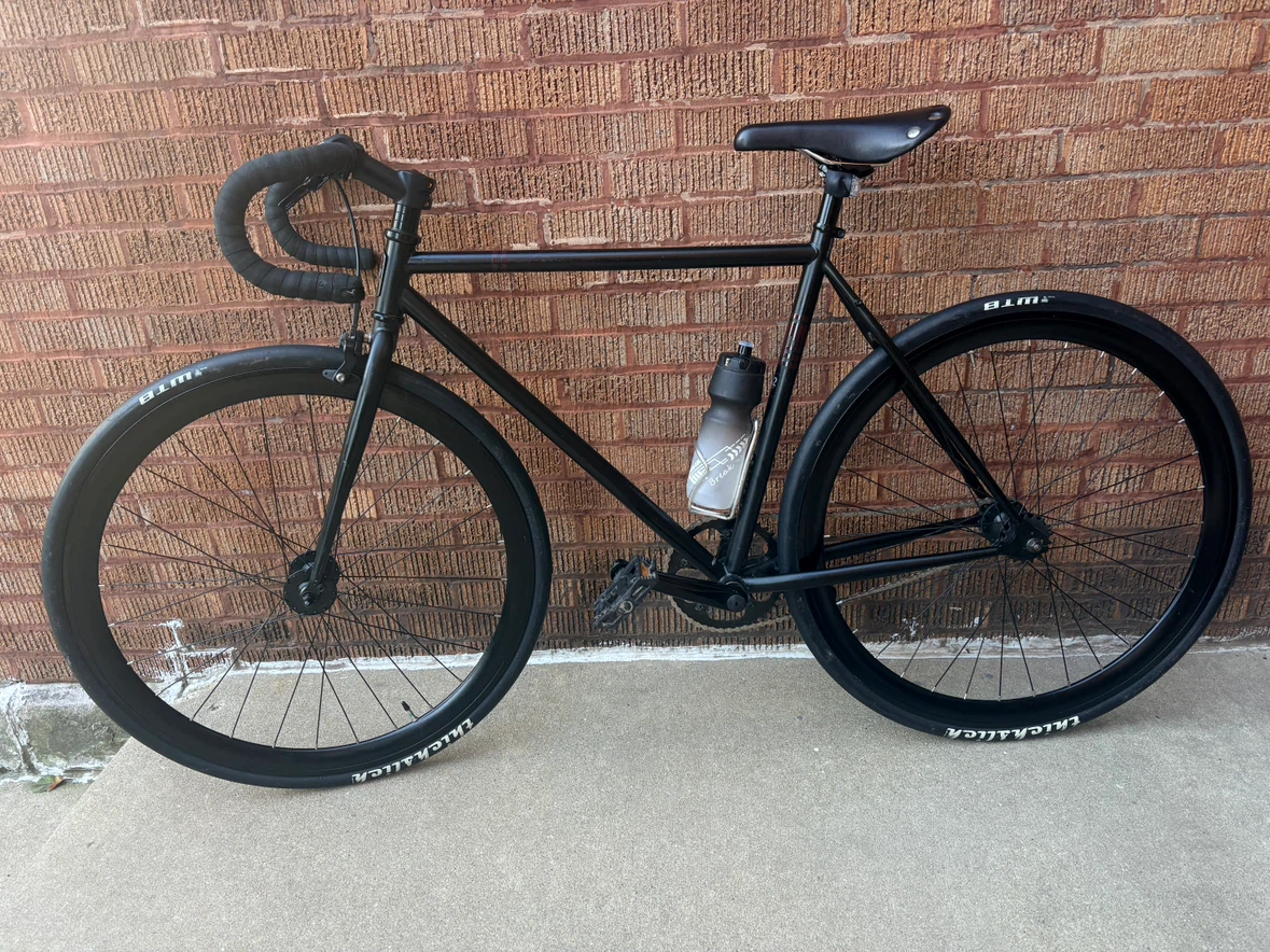 Fuji declaration cruise or fixed Gear Bike *CLEAN*