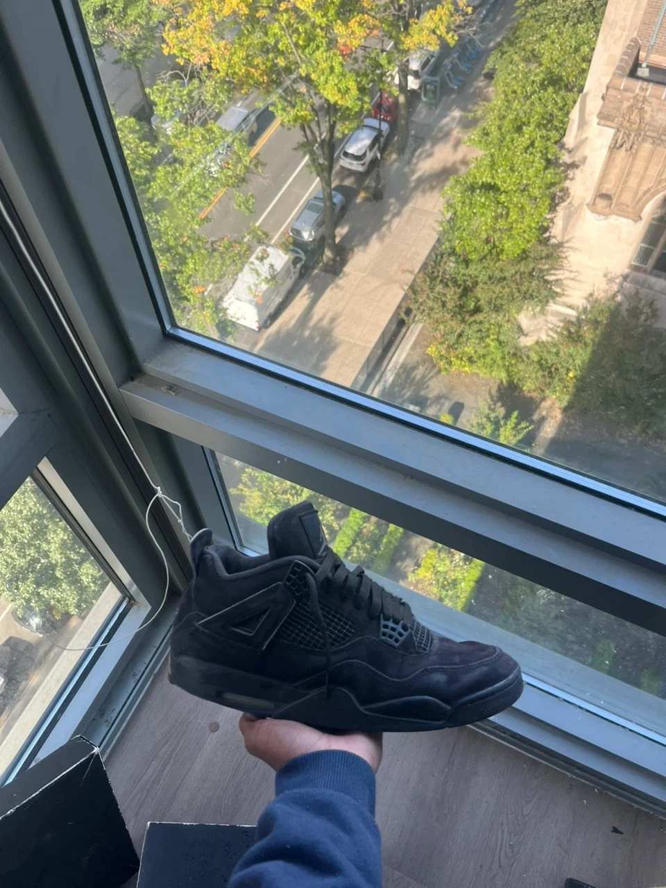 Black cat 4s size 11 used - photo 2