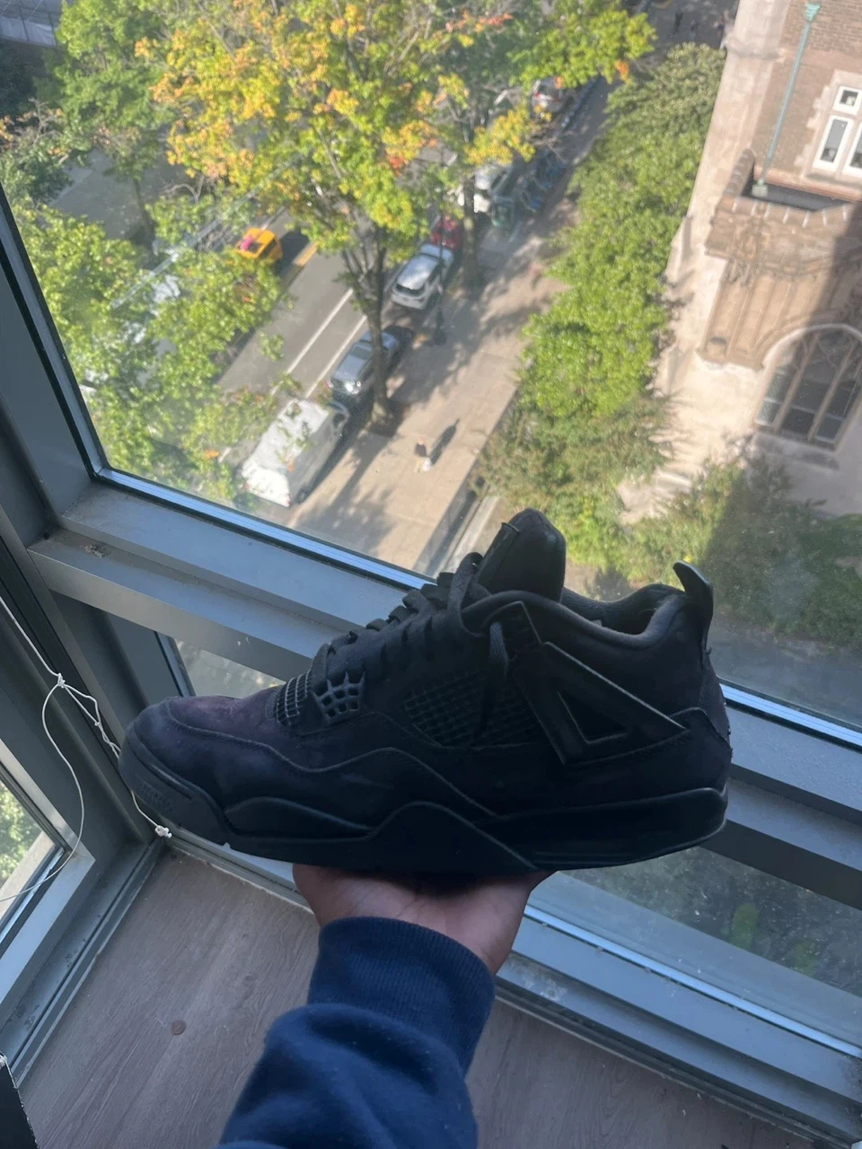 Black cat 4s size 11 used - photo 3