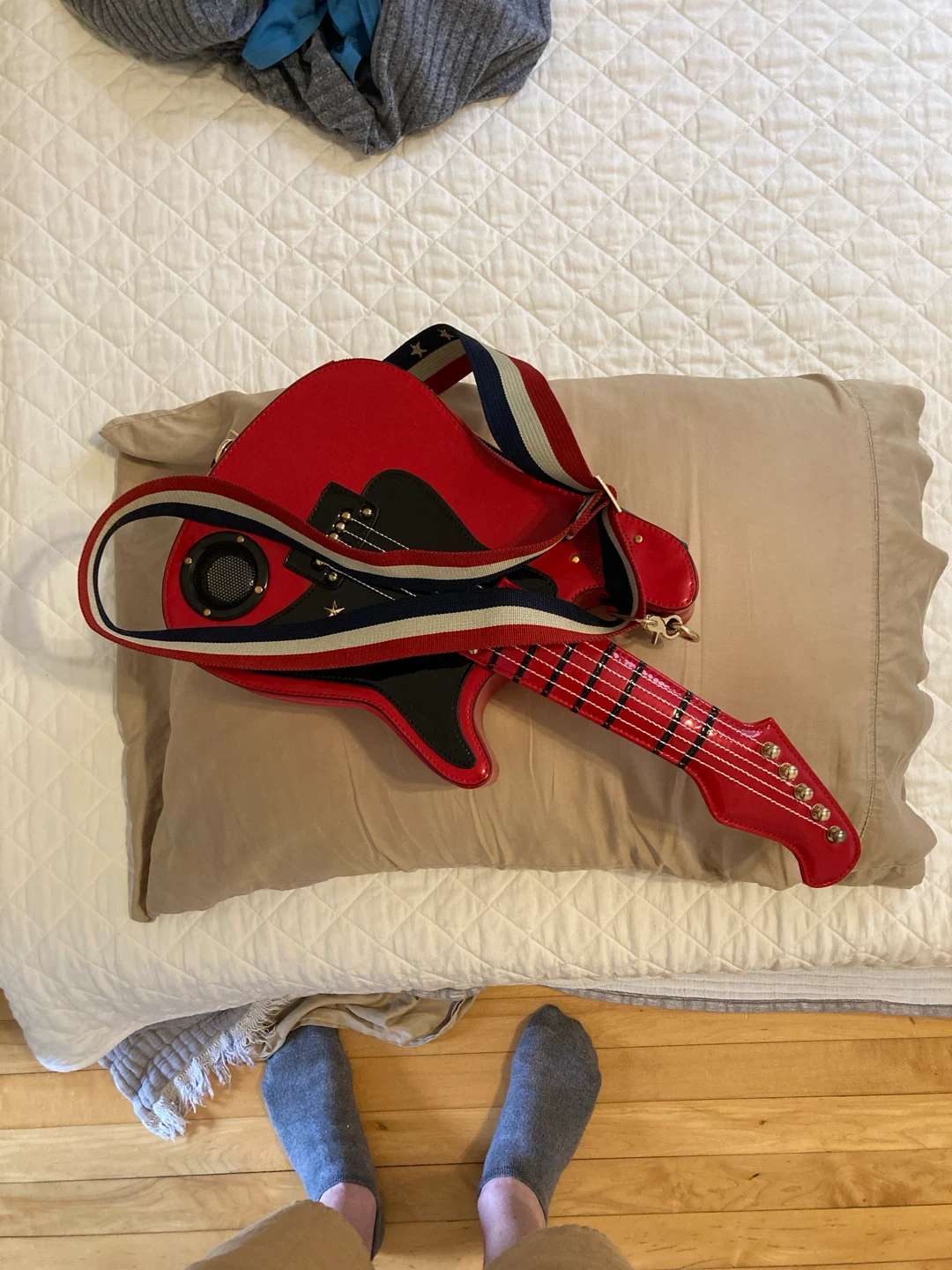 Rock n Roll Guitar Purse - Halloween Costume - photo 4