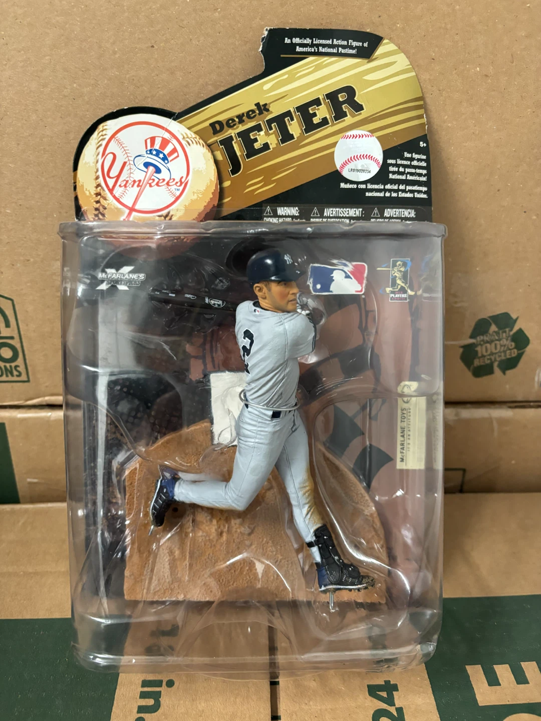 McFarlane Sports Picks Derek Jeter MLB 2009 Action Figure