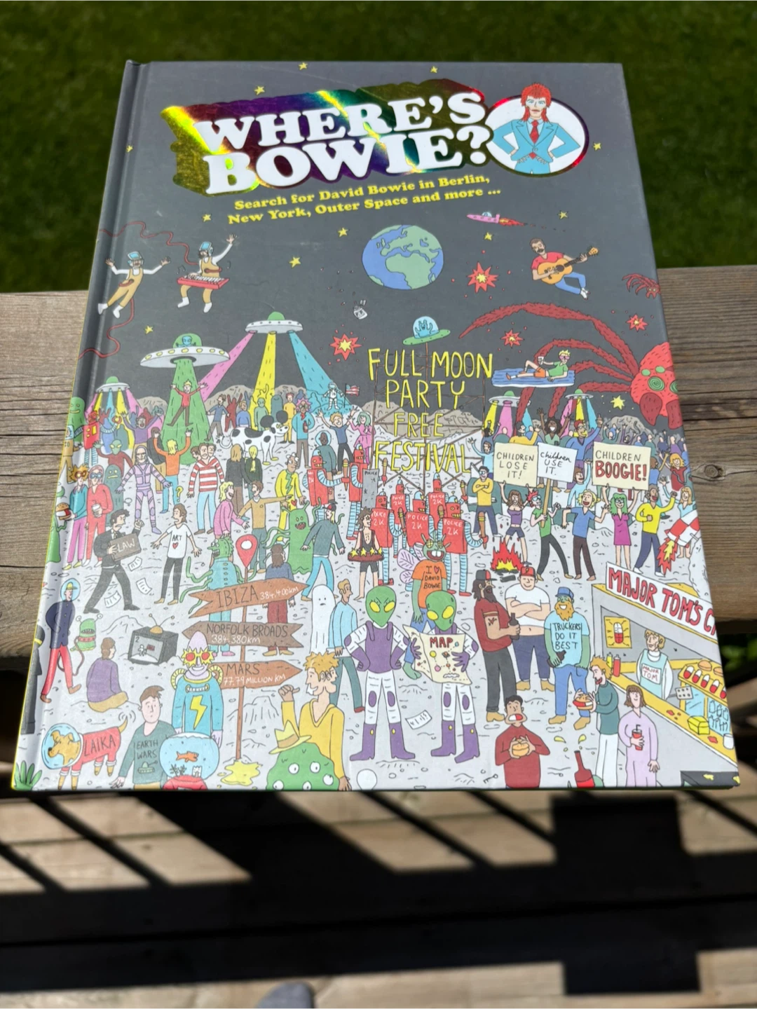 Where's Bowie? Book