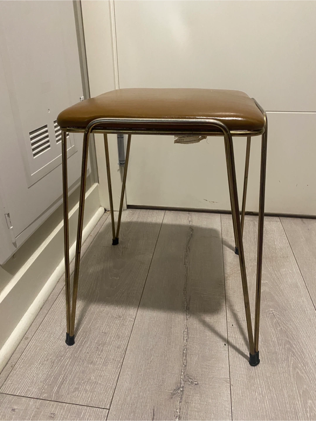 Vintage style brown vinyl stool - photo 5