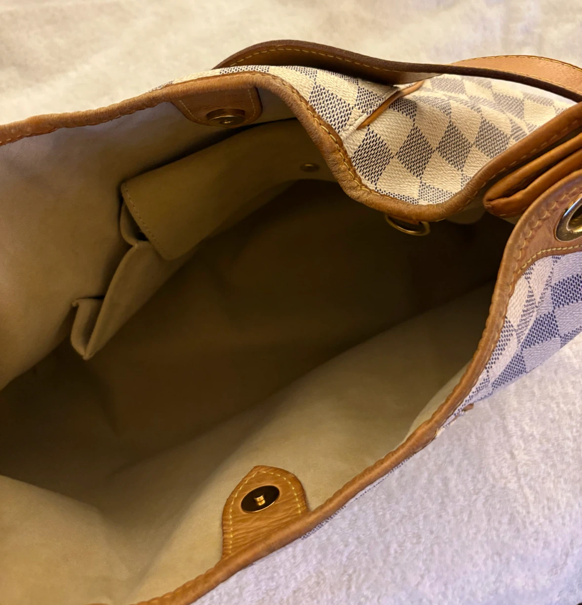Louis Vuitton Damier Azur Galliera PM - photo 5