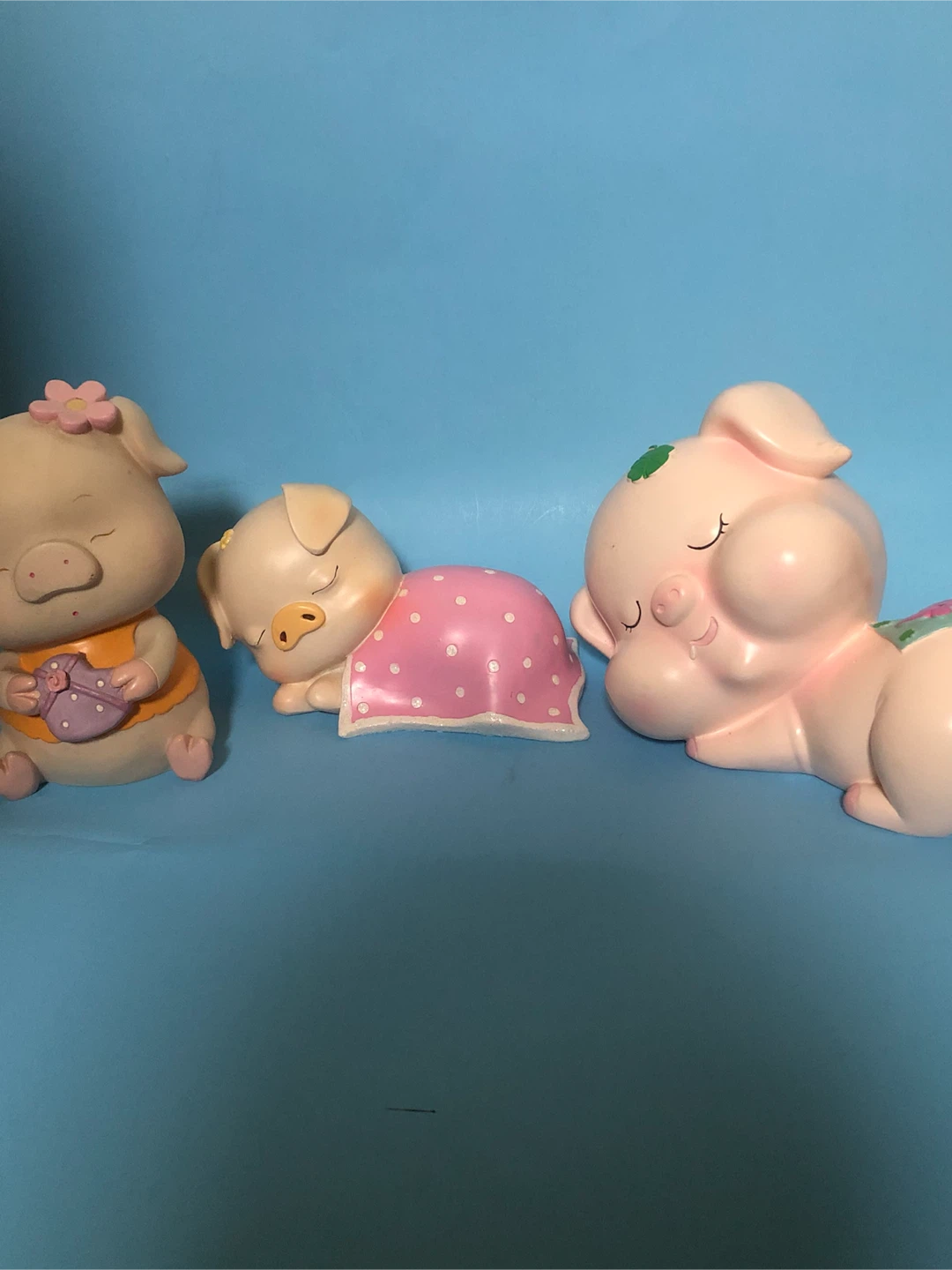 Three little piggy