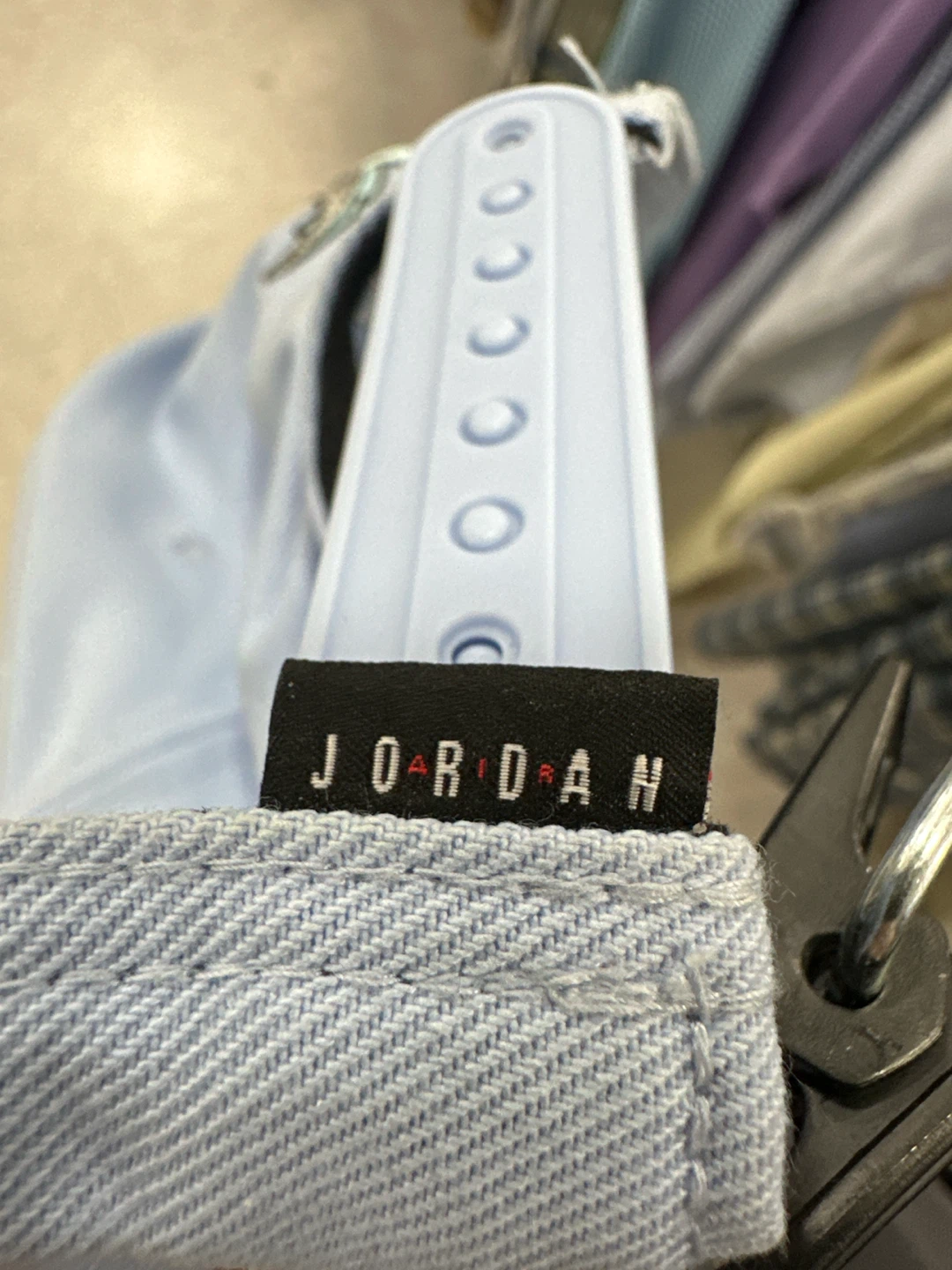 Need buyer fast!!! Jordan Brand Pro Cap Light Blue - photo 4