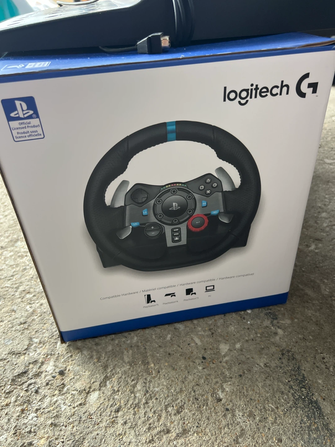 Logitech G29 Driving Force Racing Wheel and Pedals - photo 3
