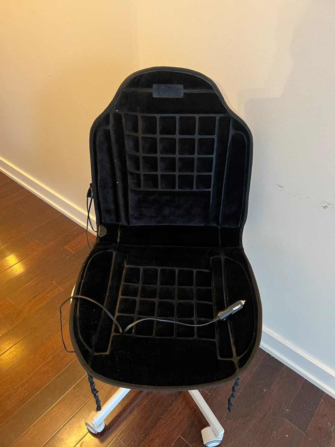 Heated car seat cushion