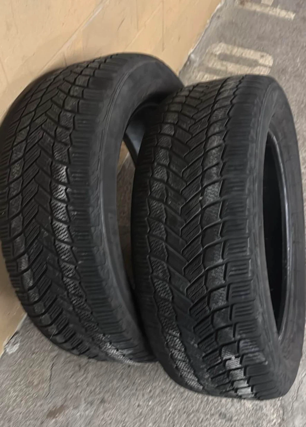 Tire 2 pcs 235/55/R19.105H 1920
