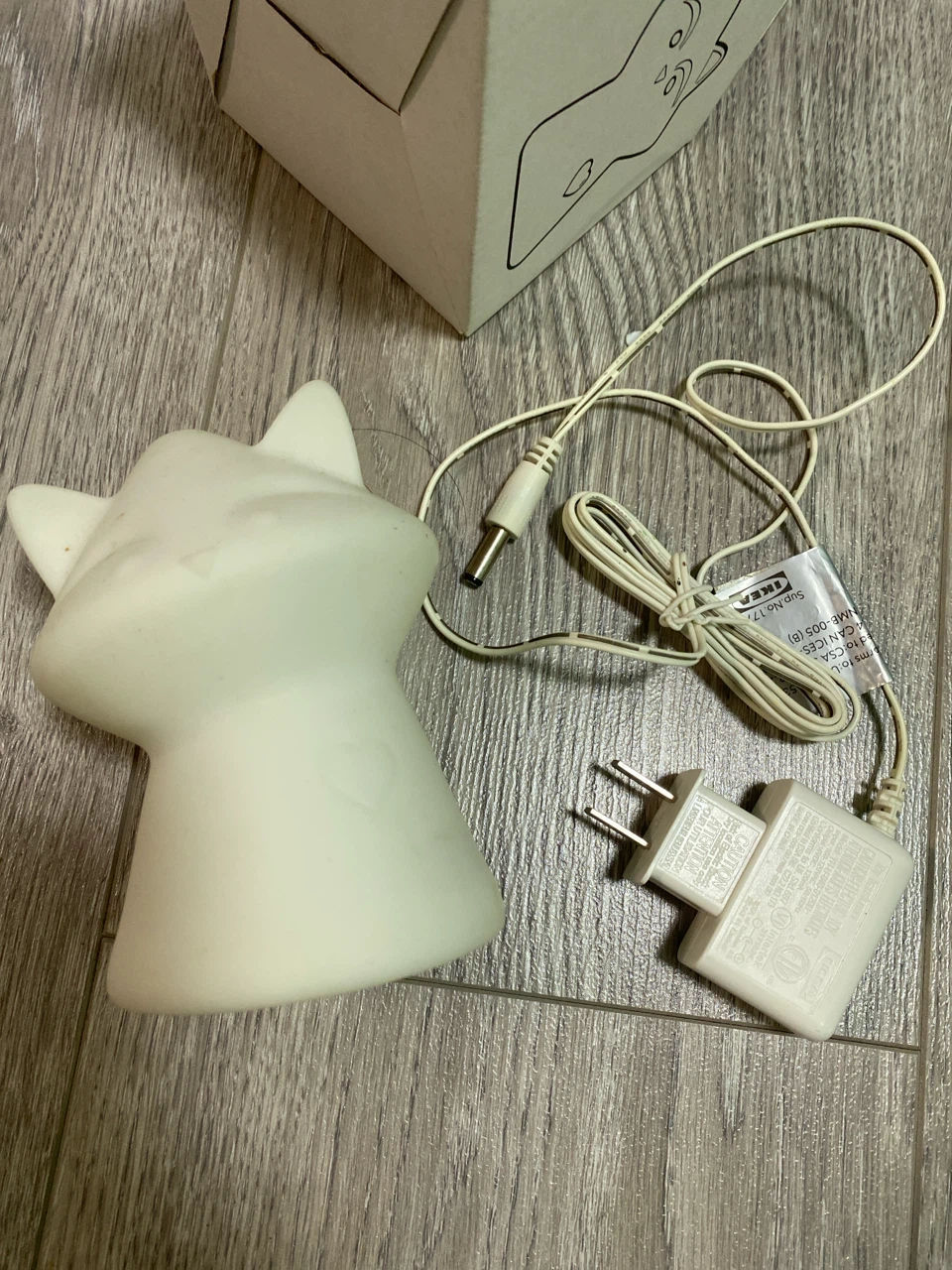 IKEA LED Cat Table Lamp - photo 2