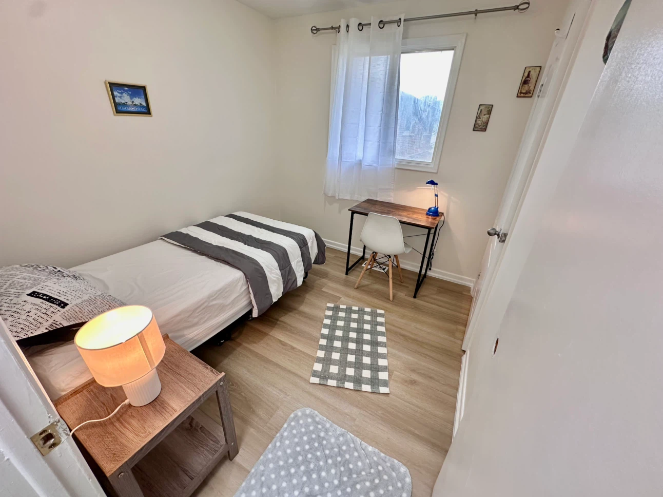 Private room for rent - photo 3
