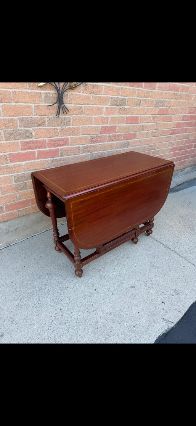 Beautiful Foldable Wood Table - photo 5