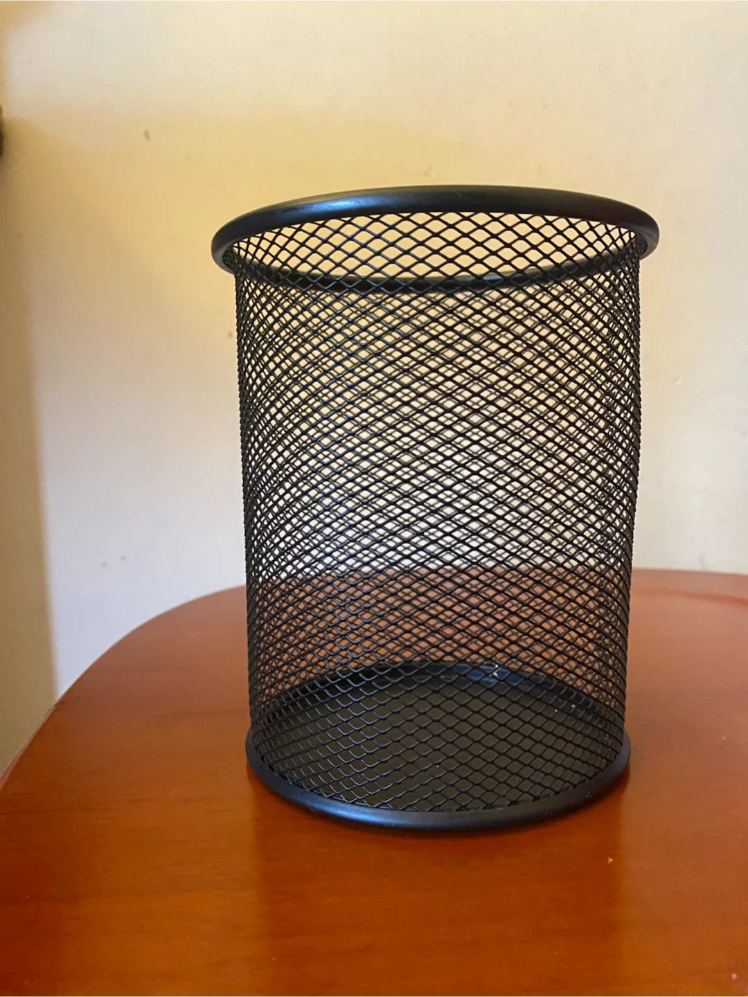Black Mesh Pencil Cup - photo 2