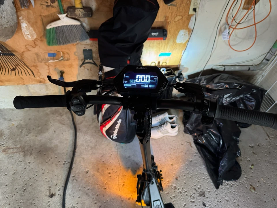 KuKirin G2 Master Electric Scooter - photo 2
