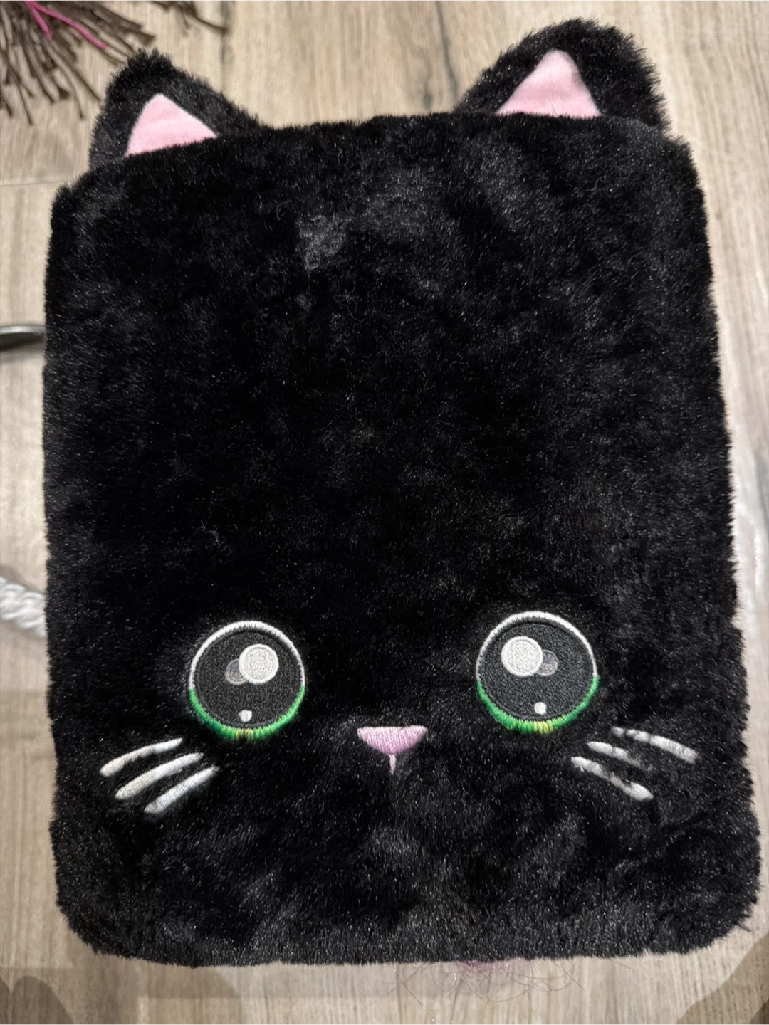 Na! Na! Na! Surprise Plush Purse Doll