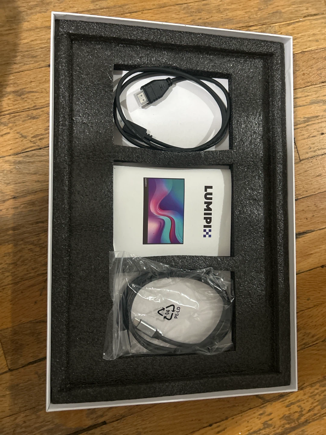 LUMIPIX HUB Portable Monitor - photo 3