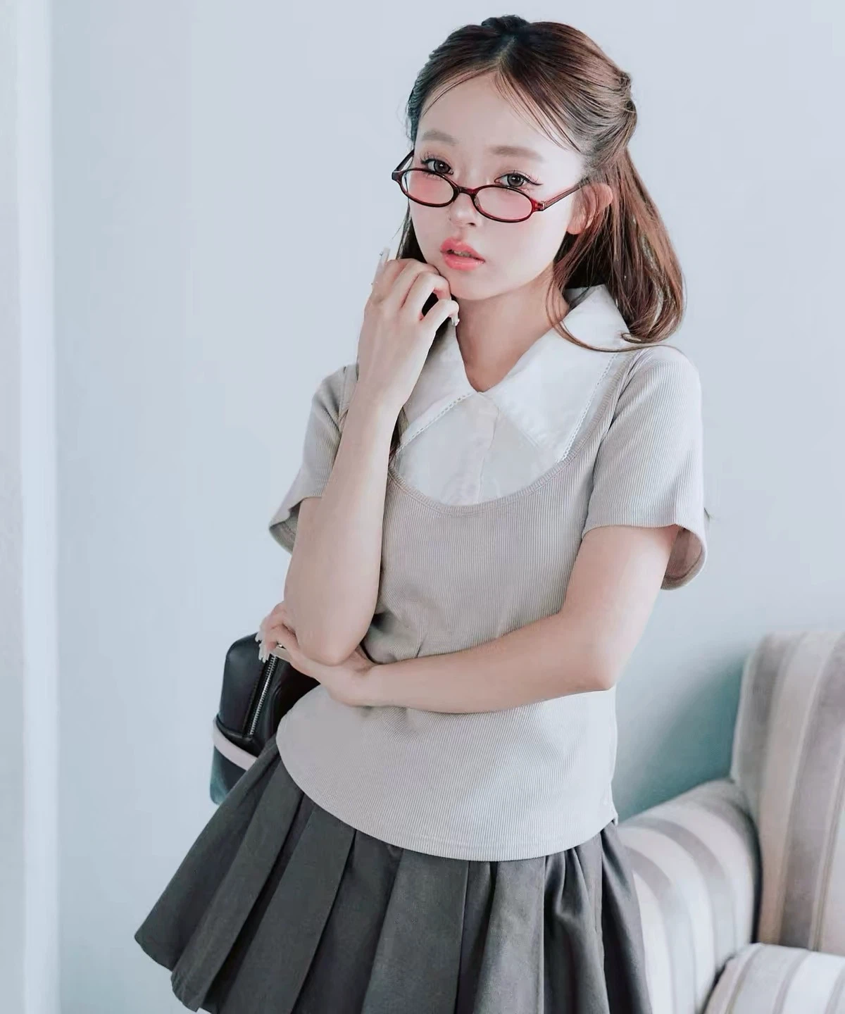 Collared short-sleeved pullover top - photo 2