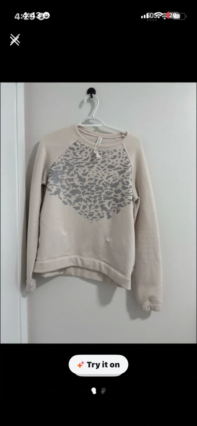 Lululemon Athletica Sweater - photo 2