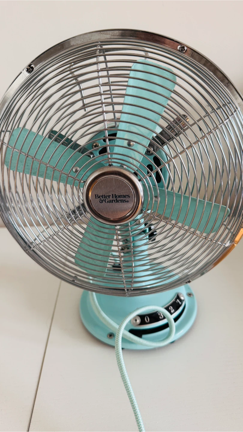 Retro Metal Table Fan 12in Mint - 3 Speed, Like New - photo 3