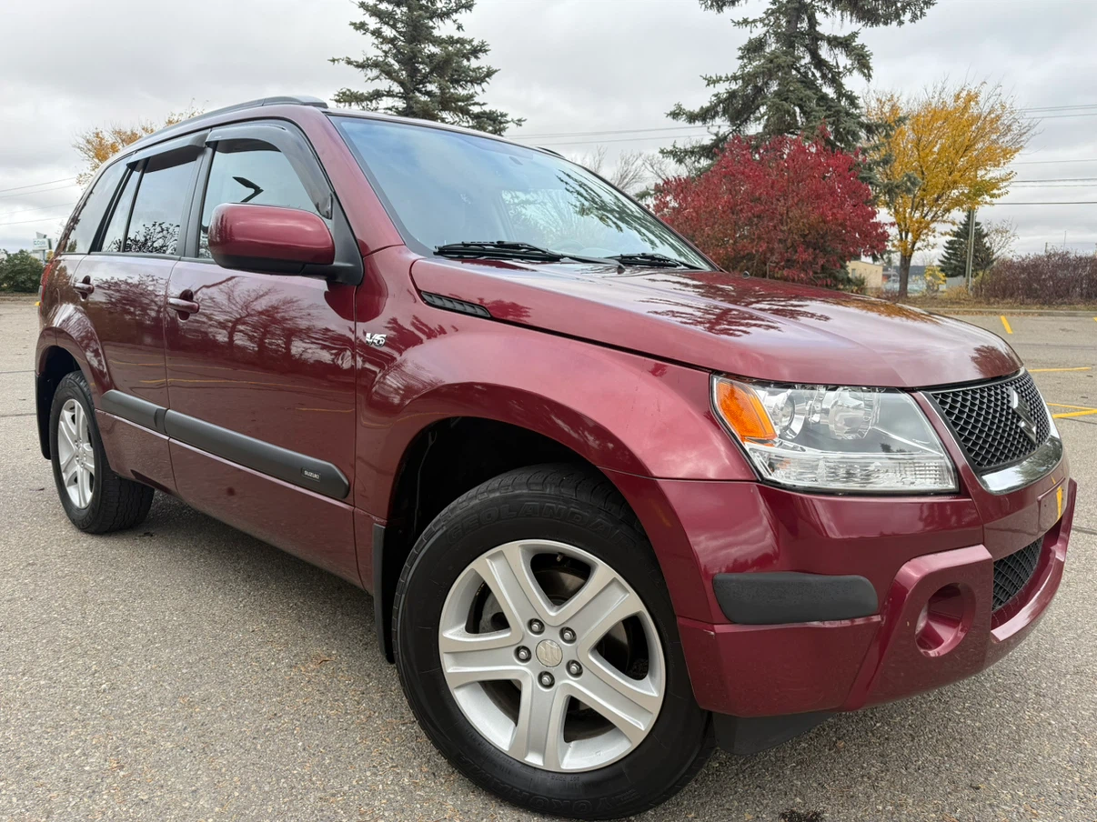 2008 Suzuki Grand Vitara Luxury V6 *42k*