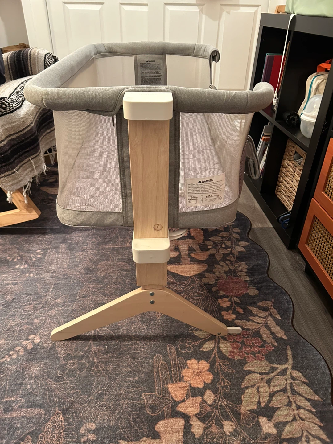 Newton Bassinet & Bedside Sleeper + 2 Extra Sheets - photo 4