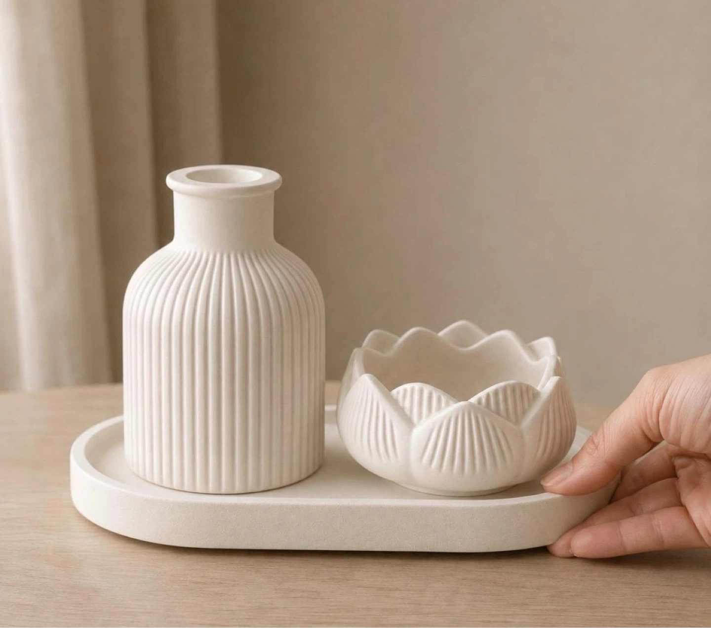 Ribbed Vase and Lotus Tealight Holder Set - photo 3