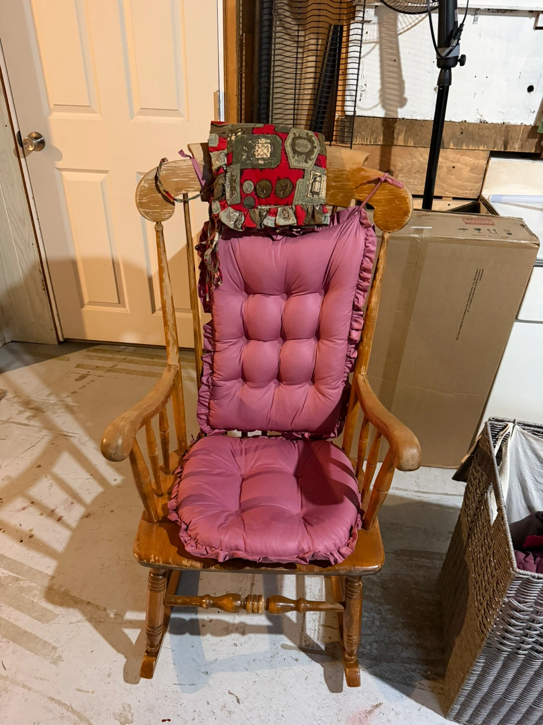 Wooden Rocking Chair with Cushions - photo 2